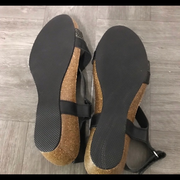 Pedro iniesta black strap sandals cork wedge - Picture 6 of 6